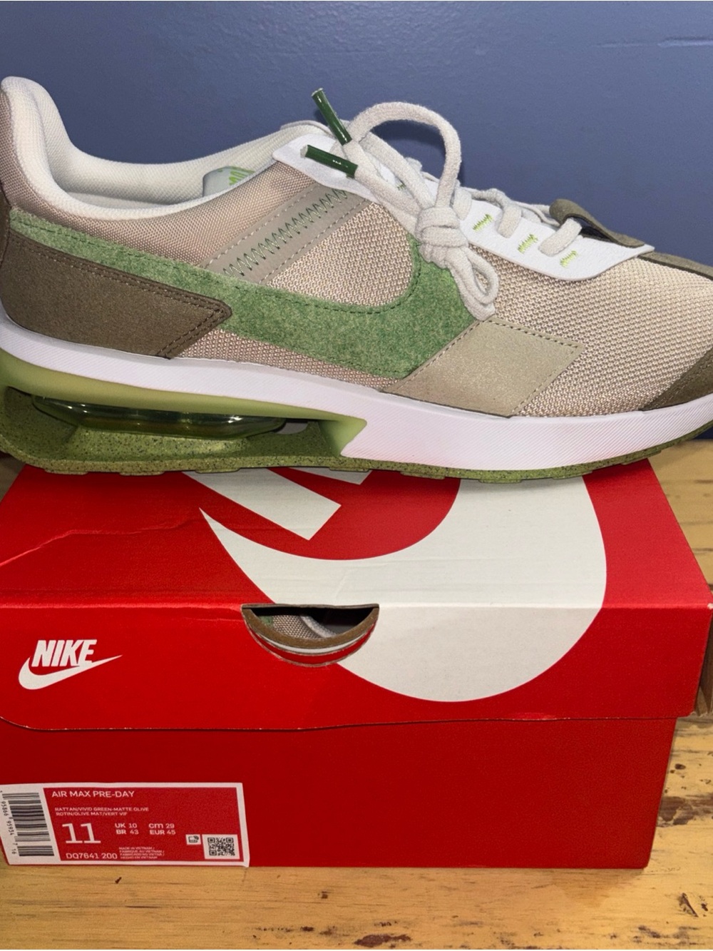 Nike Men's Air Max Pre-Day Beige Green White